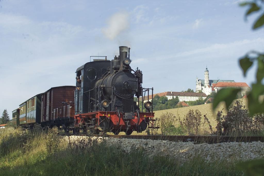 Hotel Zum Schloessle Finningen 外观 照片